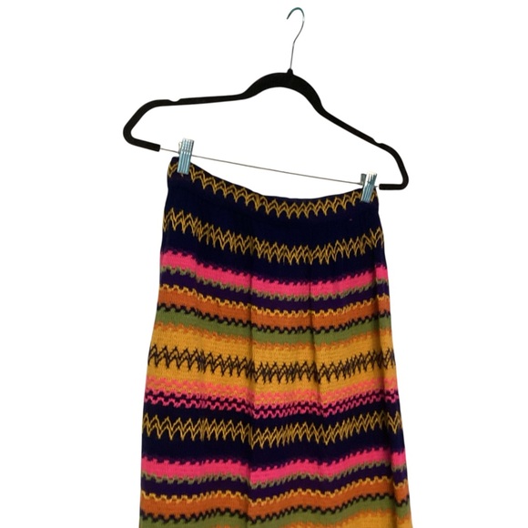 💥PRICE DROP💥 Vintage Skirt - Picture 2 of 4